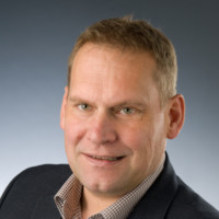 Uwe Tschirschwitz Email