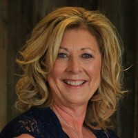 Grand Welcome Employee Maxine Minar's profile photo