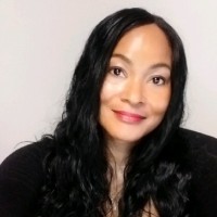 Robinson Helicopter Company Employee Catherine Holdbrook-Smith's profile photo