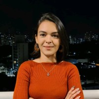Mayra de Oliveira Email