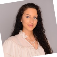 Dania Amro Email
