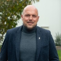 Mathias Amthauer Email