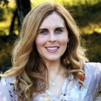 Amanda Sequeira Email & Phone Number