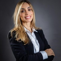 Lívia Santos Email