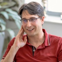 Márton Szabó Email