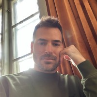 Roger Ribas Moreno Email
