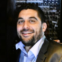 Unie - La Universidad Central De Madrid Employee Manu Herrán's profile photo