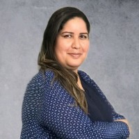 Luana Martins Email