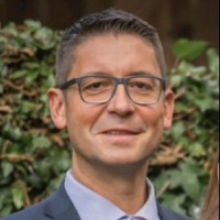 Christoph Guster Email