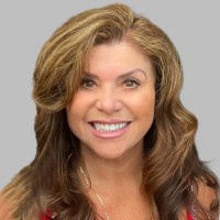 Quake Global Employee Claudia Perez's profile photo