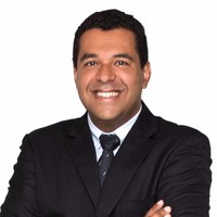 Tiago dos Santos Email