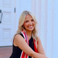 Lizard Thicket Employee Eryn Fetner's profile photo