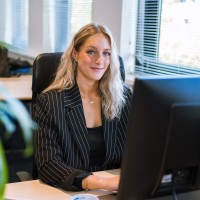 Lotte Eenink Email