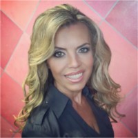 Apple Employee Desi Ujkashevic's profile photo