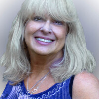 RE/MAX Suburban Employee Debra Kukulski's profile photo
