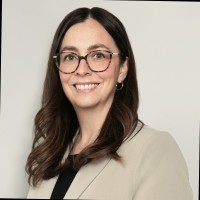 Caroline Garneau Email