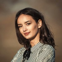 Iulia Florea Email