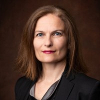 Krisztina Halasz Email