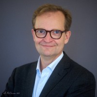 Antoine Capron Email