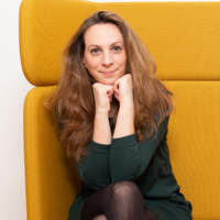 Isabelle Fraydenegg Email & Phone Number