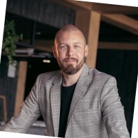 Joni Posti Email