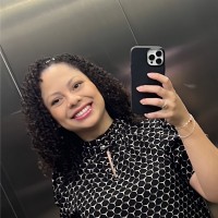 Débora Paz Email