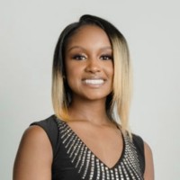 Alexandra Earle Email