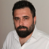 Beyhan Caliskan Email