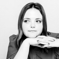 Kristen Beus Email & Phone Number