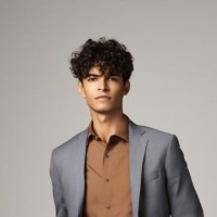 NiRAV Studios Employee Vivek Raval's profile photo