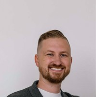 EXPRESS Family of Companies Employee Benjamin Dee's profile photo