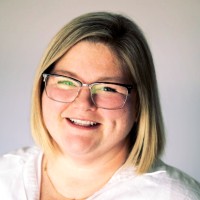 555 International Employee Jennifer Schnura's profile photo