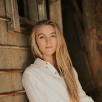 Sarabeth Moore Email & Phone Number