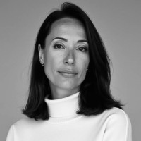 Mariana Vinau Email
