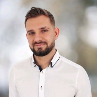 Alexander Ugrumov Email