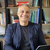 Osmar Ribas Email