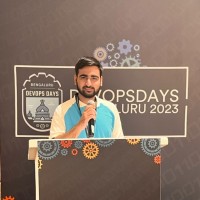 QloudX Employee Varshil Desai's profile photo