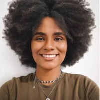 Fernanda Arruda Email
