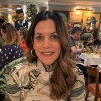 Mova Employee Sarah Finstam's profile photo