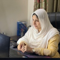 Farhat Aslam Email