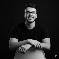 Vitor Costa Email