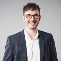 Alexander Bauer Email