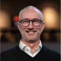 Thomas de Vries Email & Phone Number