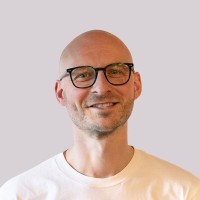 Offset Earth Employee Stephen Dickenson's profile photo