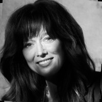 Ann Voskamp Email & Phone Number
