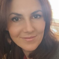 Anna Buczek Email