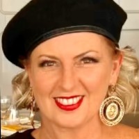 Amanda Lachmund Email & Phone Number