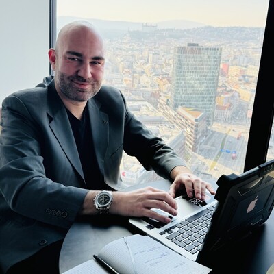 Marek Mikeš Email