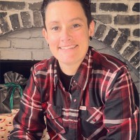 r.World Employee Annie Wesen's profile photo