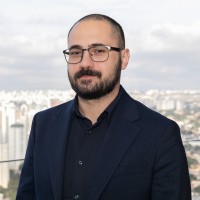 Matheus Caravina Email